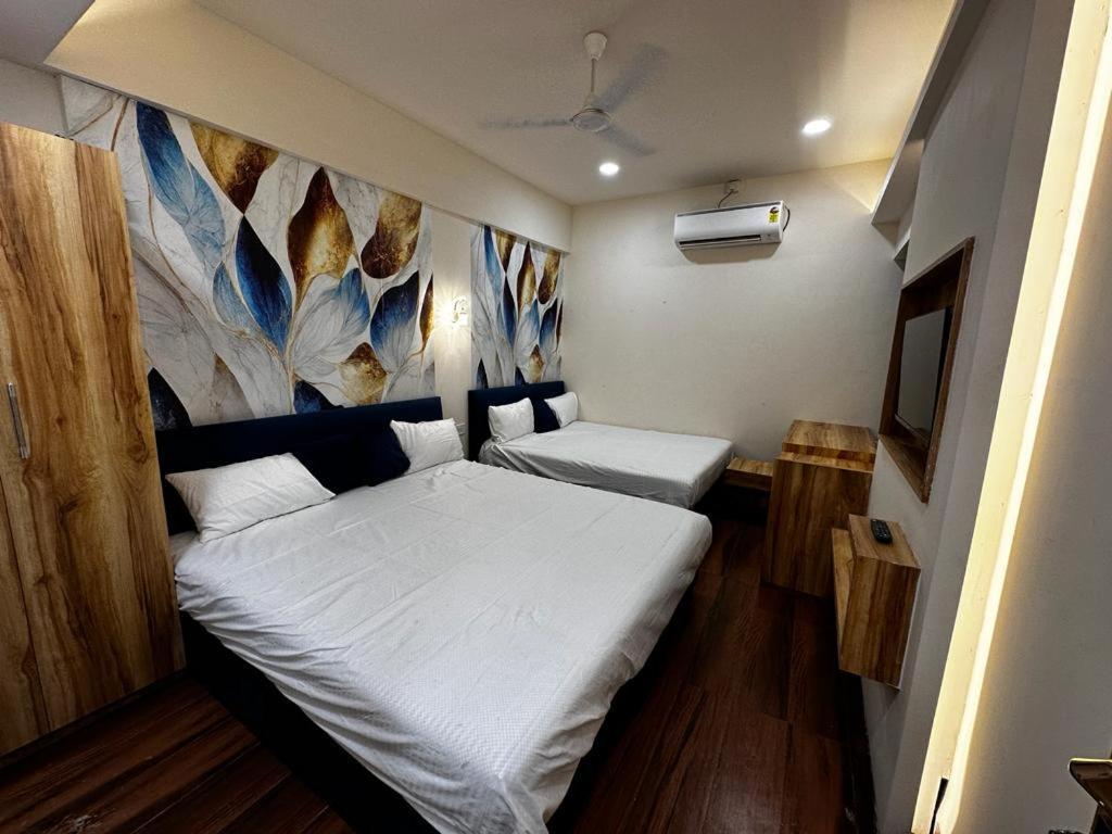 Hotel Shree Mahakal Krapa Уджайн Екстериор снимка