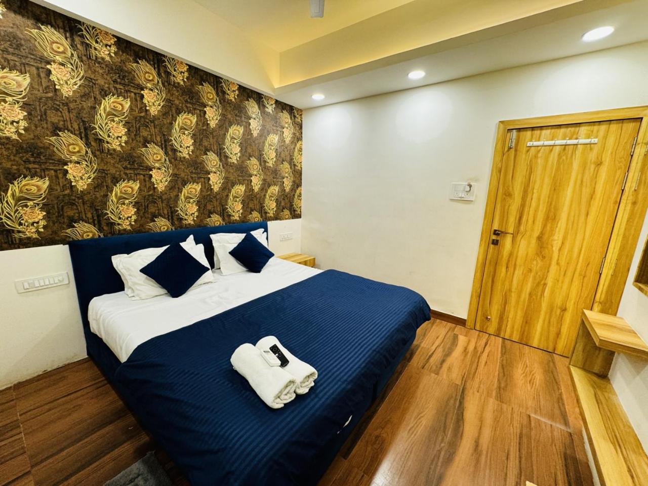 Hotel Shree Mahakal Krapa Уджайн Екстериор снимка